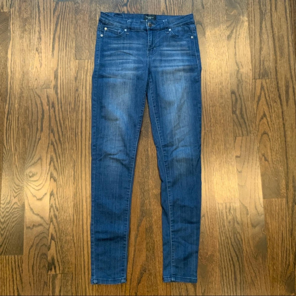 Celebrity Pink stressed denim jeans